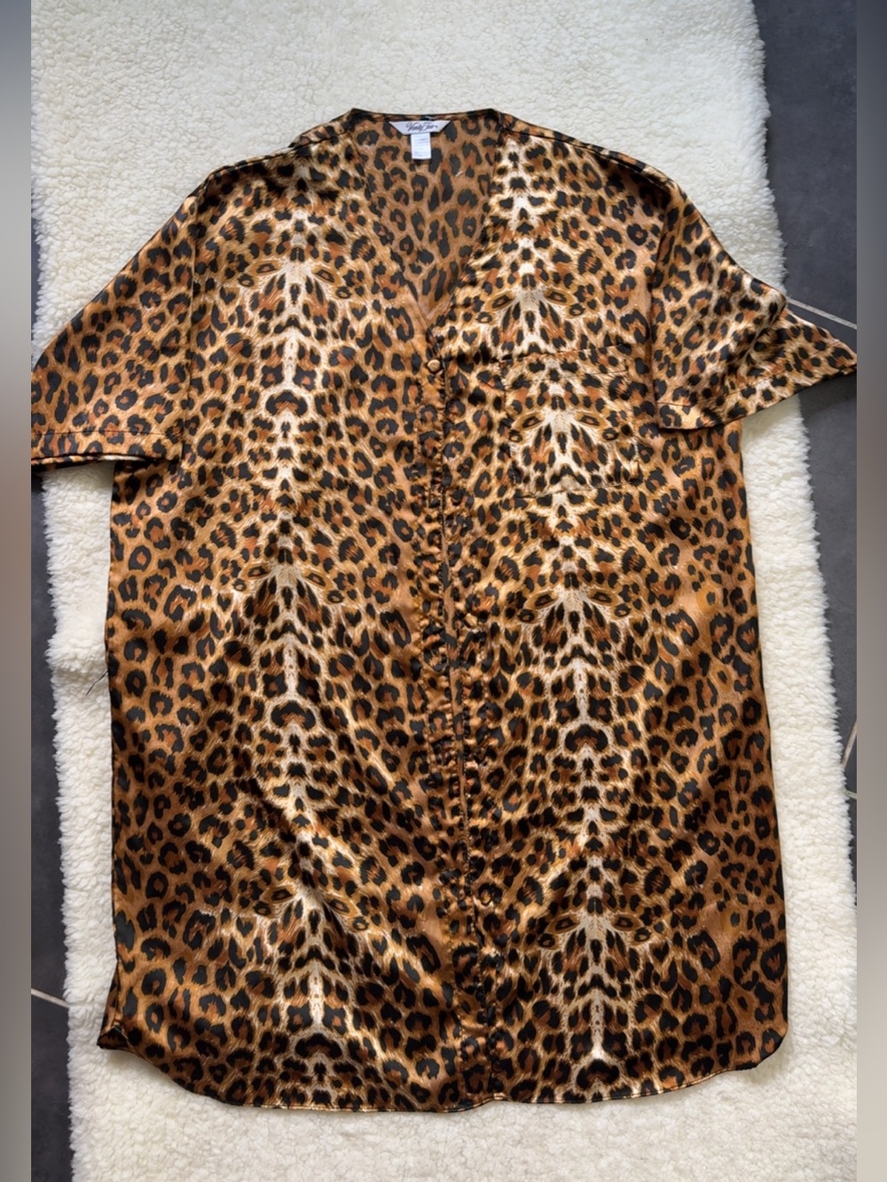Vanity Fair Leopard nightgown satin animal print sleep shirt gown